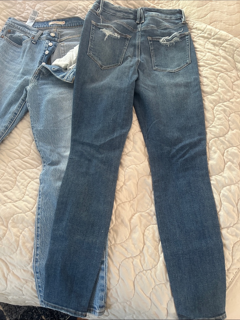 Good American Dark Blue Distressed Skinny Jeans